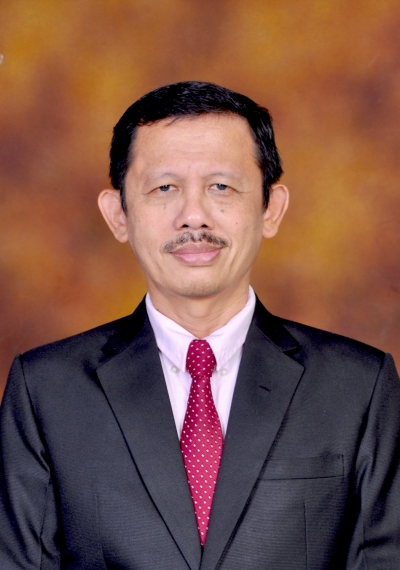 Wing Wahyu Winarno, Dr, MAFIS, Ak., CA.