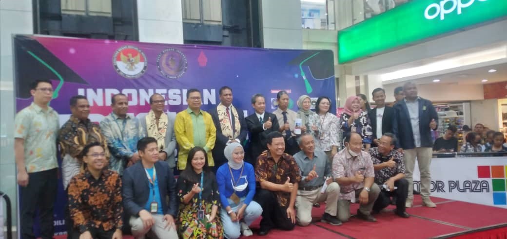 KEIKUTSERTAAN STIE YKPN PADA PAMERAN PENDIDIKAN DI DILI, TIMOR LESTE